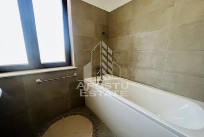 Casa cu 4 camere , 2 bai si curte proprie , in Dumbravita - 16