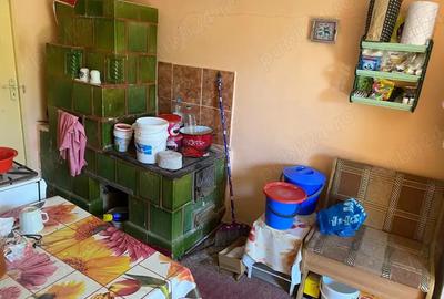 Casa 75 mp si teren 1000 mp Sarata Bacau vandut - 2