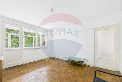 Apartament cu 3 camere de vanzare in zona Campia Libertatii - 1