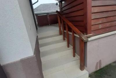Casă cu 1 camere cu Teren 940 Mp în Central - 1