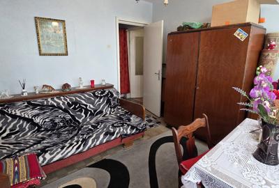 Gara 2 camere etaj 3 cu balcon - 3
