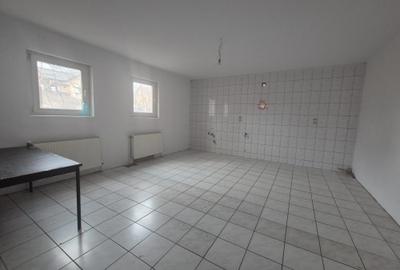 Casă individuală cu 6 camere cu Teren 1000 Mp în Șcheia - 3