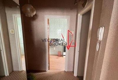 Intersectia Doamna Ghica, apartament decomandat, in planul doi - 2