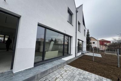 Duplex cu 5 camere cu Canalizare în Bună Ziua - 6