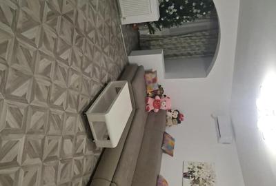 Apartament cu 3 camere decomandat în Tineretului - 1