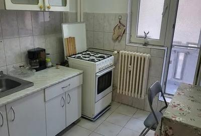 Garsonieră decomandată, mobilată în Nerva Traian - 3