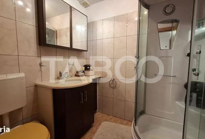Apartament cu 4 camere decomandat, mobilat în Valea Aurie - 1
