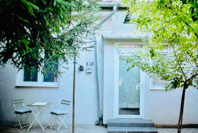 Apartament 1 cameră la casă – central, cu curte, pivniță și pod - 3