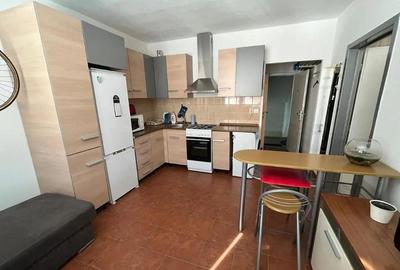 Garsonieră decomandată în Tractorul - 3