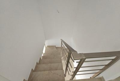 Apartament cu 3 camere decomandat în 13 Septembrie - 13