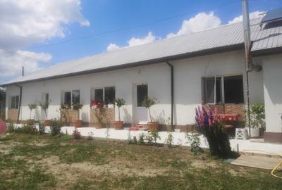 Casă cu 4 camere în Comana - 2