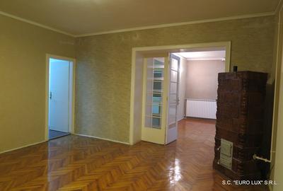 Spațiu comercial, de 143 mp, în Ultracentral - 13