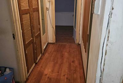 Apartament cu 3 camere semidecomandat în Central - 6