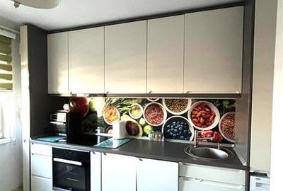 Apartament cu 2 camere decomandat, mobilat în 13 Decembrie - 10