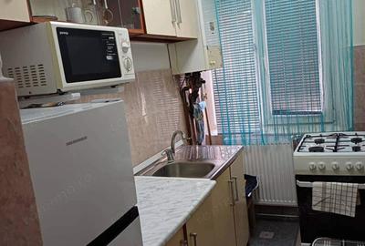 Inchiriez apartament 1 camera - 2