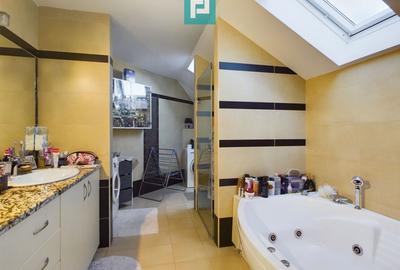 Casă pe Strada Oituz - 35