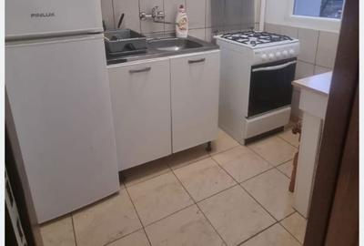 Garsonieră decomandată în Titan - 5