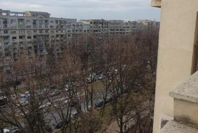 Apartament cu 4 camere decomandat în P-ța Unirii - 2