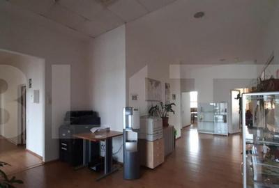 450 MP- Etaj cladire de birouri cu parcari incluse. - 6