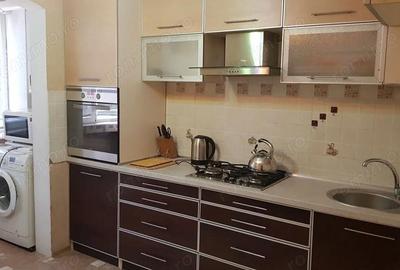 Garsonieră în Rahova