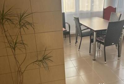 Apartament cu 3 camere decomandat în Central - 2