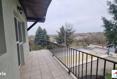 Casă cu 4 camere în Sărătura - 3