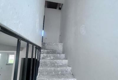 Casă cu 4 camere cu Teren 250 Mp în Florești - 9