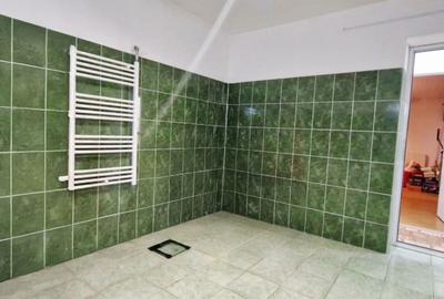 Casă individuală cu 4 camere cu Canalizare în Central - 13