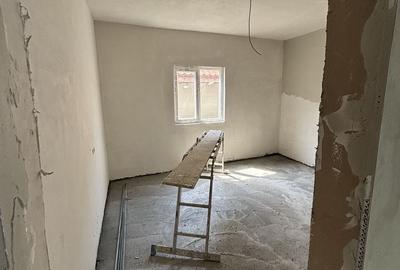 Casă cu 4 camere cu Teren 200 Mp în Central - 7