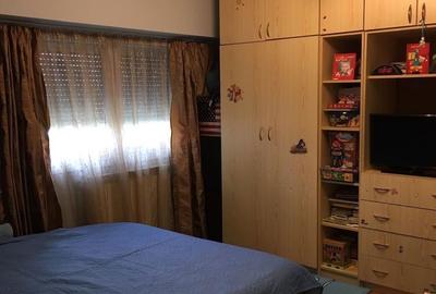 Apartament cu 4 camere decomandat în Badea Cârțan - 4