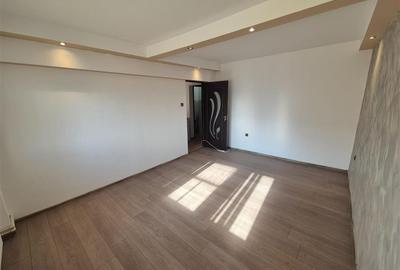 Apartament cu 3 camere decomandat în Obor - 2