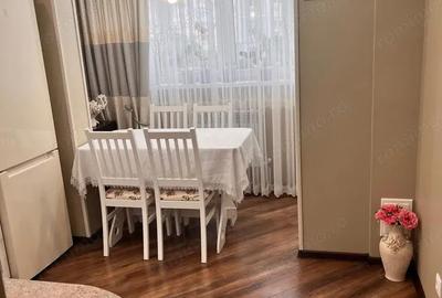 Apartament cu 3 camere decomandat în 1 Decembrie 1918 - 2