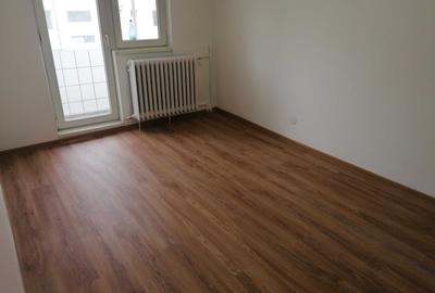 Apartament cu 2 camere semidecomandat, mobilat în Girocului