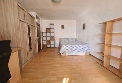 Garsonieră decomandată în Central - 5