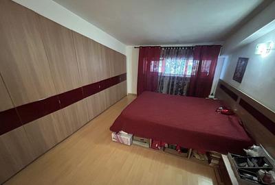 Apartament 3 camere zona KM 4-5 - 4