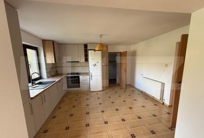 Casă cu 4 camere cu Teren 350 Mp în Central - 19