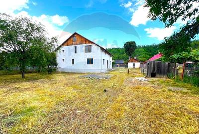 Casa / Vila cu 6 camere de vanzare in BUHUSI Judetul BACAU - 2