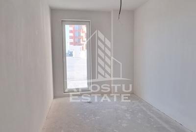 Apartament 3 camere, bloc nou, loc de parcare, zona Torontalului - 4