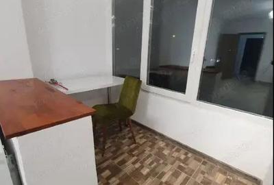 Zona centrala 1 camera decomandat et 1 cu bucatarie separata si balcon amenajat modern mobilat Zona centrala 1 camera decomandat et 1 cu bucatarie separata si balcon amenajat modern mobilat - 5