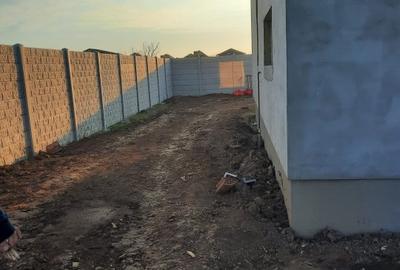 Casa de vanzare pe parter in localitatea Domnesti - 3