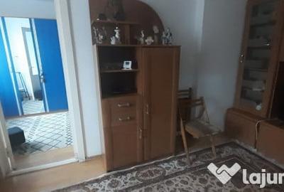 Apartament cu 2 camere nedecomandat în Decebal - 1