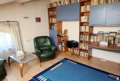 Casă cu 7 camere cu Teren 1000 Mp în Băneasa - 10