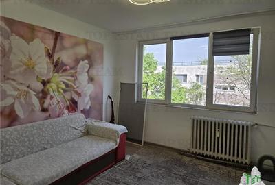Apartament cu 3 camere decomandat în Militari - 2