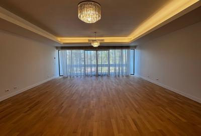 Apartament cu 4 camere decomandat în Herăstrău - 2