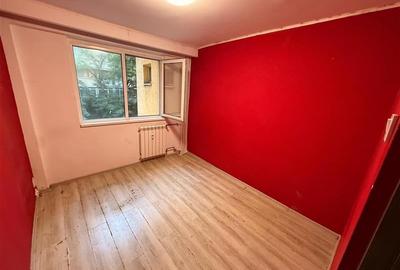 Apartament cu 3 camere decomandat în Doamna Ghica