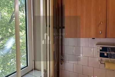 Apartament cu 3 camere semidecomandat în Progresul - 4