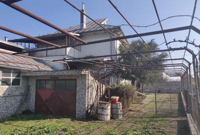 Casă cu 4 camere în Coteana - 1