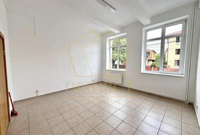 COMISION 0 | Spa?iu comercial tip birou | Balcescu - 2