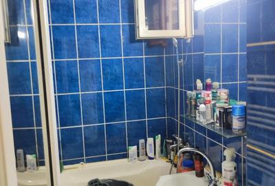 Apartament cu 2 camere decomandat în Petros