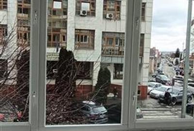 Apartament cu 2 camere decomandat, mobilat în Central - 10